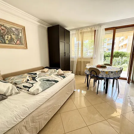 Bliss Apartment *